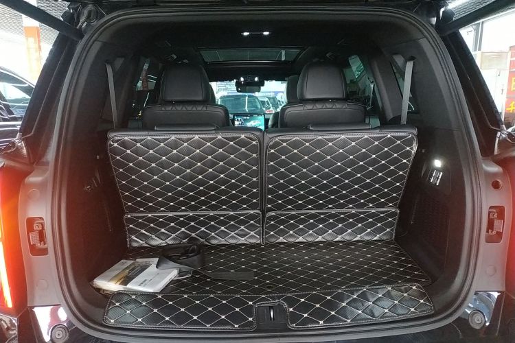 广汽传祺 传祺GS8 2022款 双擎系列 2.0TM 两驱尊贵版 （六座）局部细节23