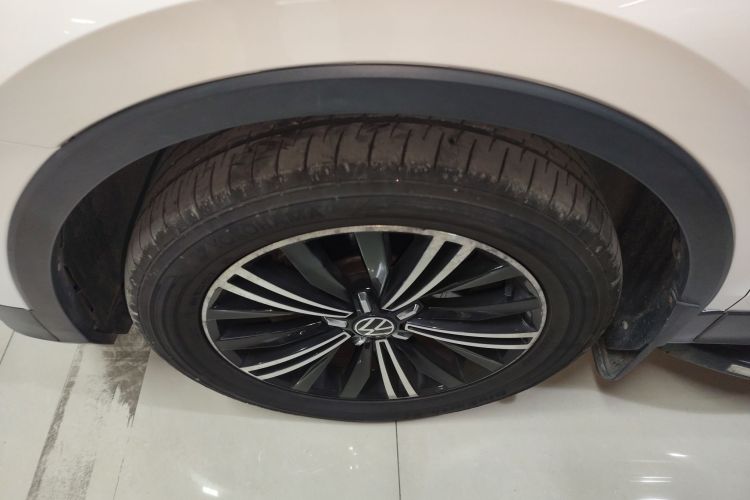 大众 途观L 2021款 330TSI 自动两驱智享版车身外观6007