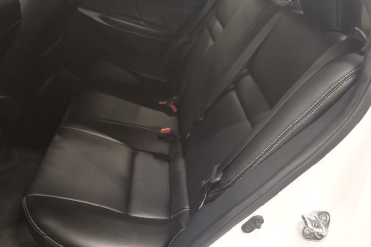 丰田 威驰 2021款 1.5L CVT创行版中控内饰7004