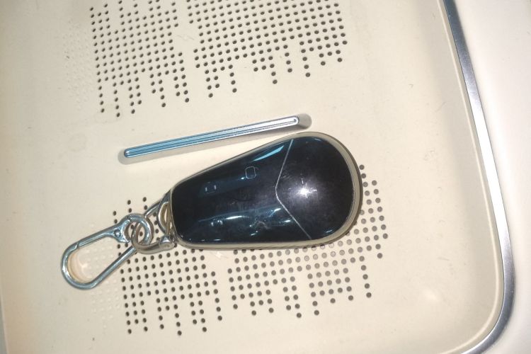 岚图汽车 岚图梦想家 2025款 PHEV 四驱尊贵鲲鹏版中控内饰7001