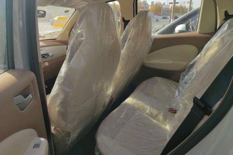 五菱汽车 宏光MINIEV 2025款 四门版 进阶款中控内饰21