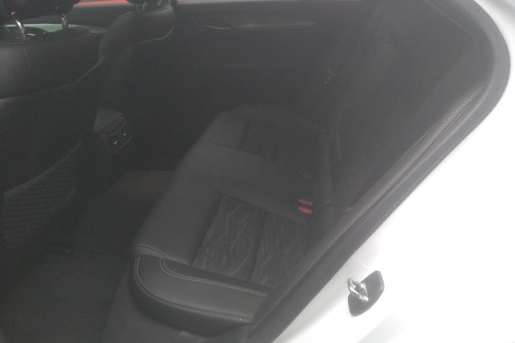 凯迪拉克ATS-L 2017款 28T 技术型中控内饰7004