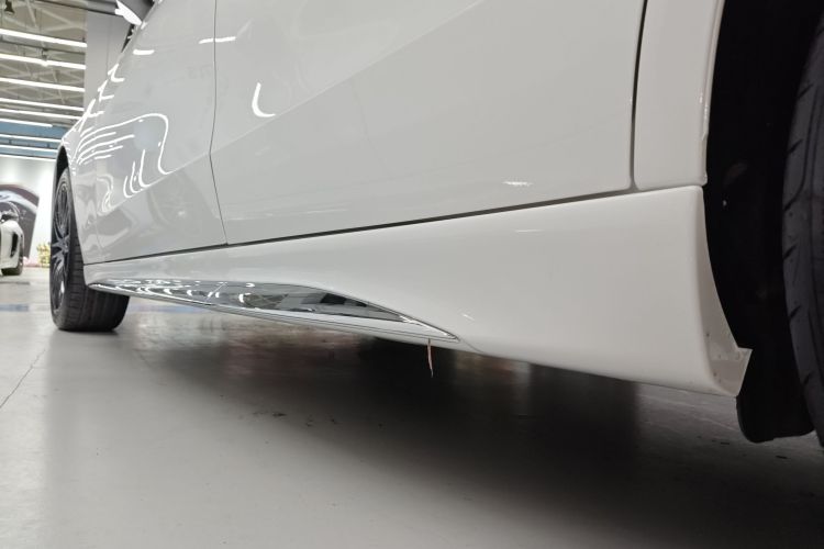 奔驰C级 2025款 改款 C 260 L 运动版局部细节9002