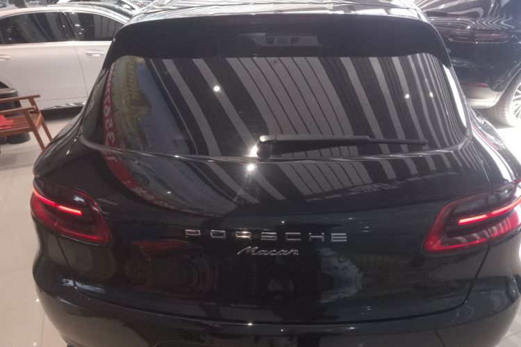 保时捷 2014款 Macan 2.0T车身外观6