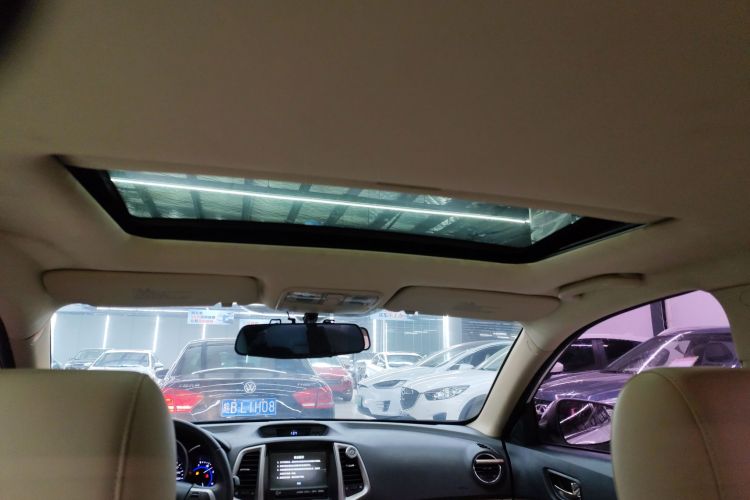 长安 逸动 2015款 1.6L 自动豪华型中控内饰22