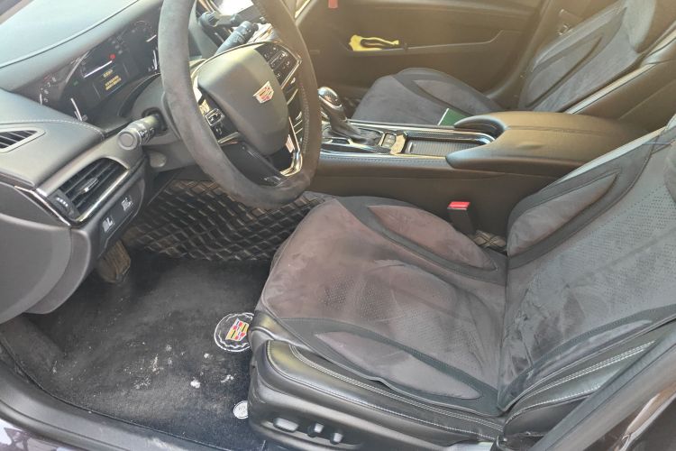 凯迪拉克ATS-L 2017款 28T 时尚型中控内饰19