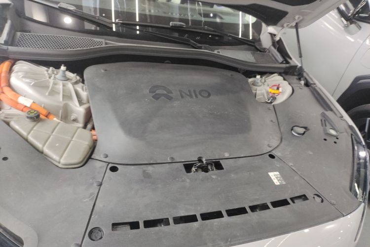 蔚来ET7 2022款 75kWh机舱底盘24