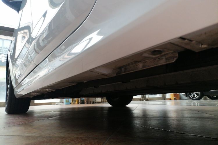 比亚迪 秦PLUS 2024款 荣耀版 DM-i 55KM领先型局部细节9002