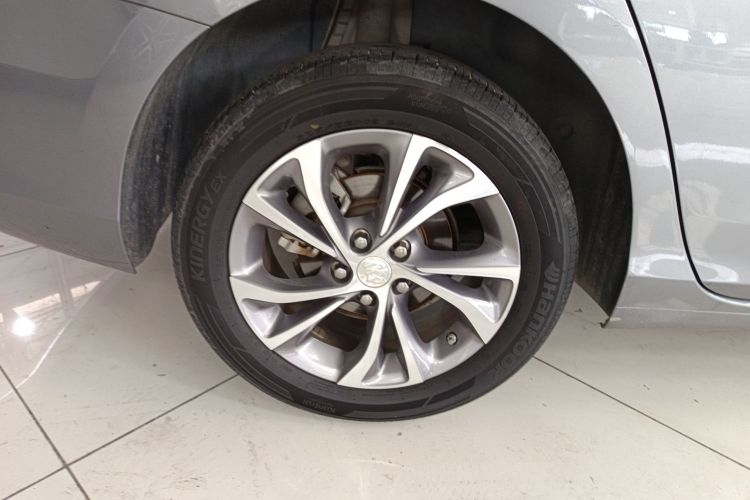 别克 威朗 2022款 Pro 533T 乐享版车身外观6008