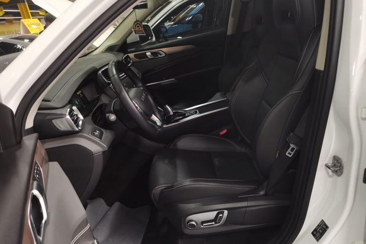 领克01 2019款 2.0T 两驱型Pro版 国VI中控内饰19