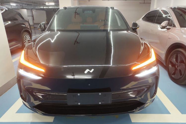 乐道L60 2024款 60kWh 后驱版车身外观2