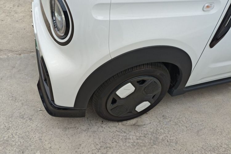 吉利银河 2025款 210km 熊猫卡丁车身外观6007