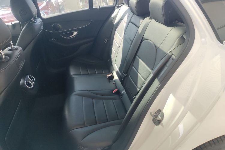 奔驰C级(进口) 2019款 C 260 旅行轿车中控内饰21