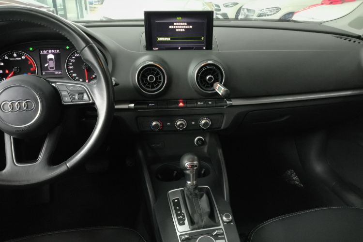 奥迪A3 2019款 Limousine 35 TFSI 进取型 国V局部细节16