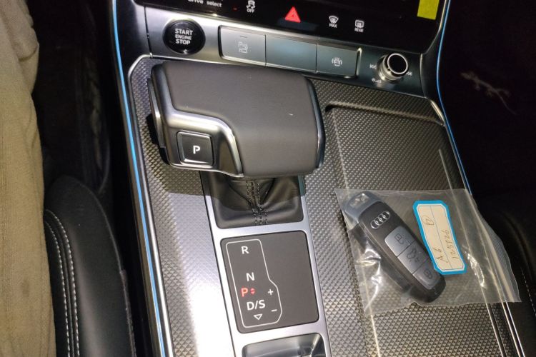 奥迪A6L 2026款 45 TFSI 臻选动感型局部细节18