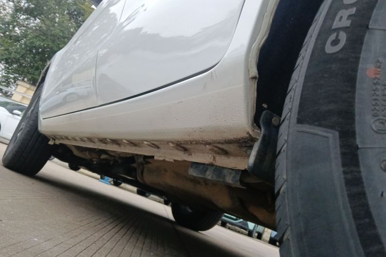 比亚迪 宋 2020款 经典版 1.5T 手动豪华型局部细节9002