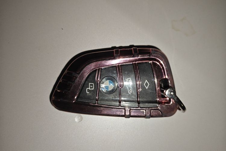 宝马3系 2022款 改款 325i M运动曜夜套装中控内饰11