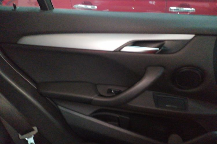 宝马X1 2018款 sDrive18Li 时尚型中控内饰7008