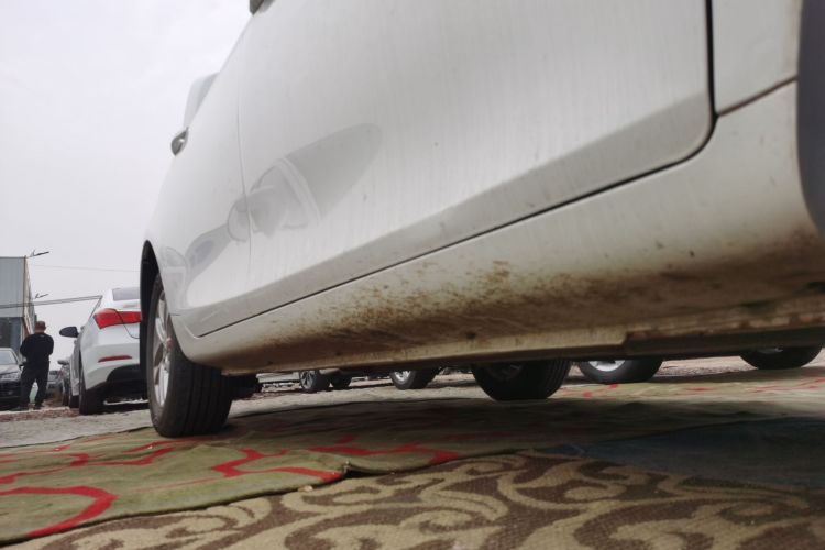 吉利汽车 帝豪 2017款 三厢百万款 1.5L CVT豪华型局部细节9001