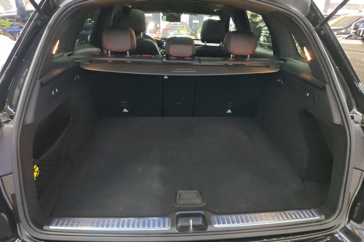 奔驰GLC AMG 2022款 AMG GLC 43 4MATIC机舱底盘23