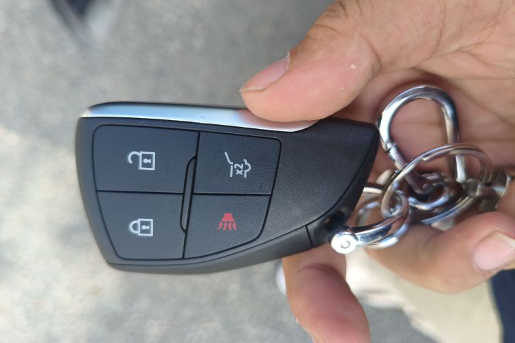 别克 2021款 昂科威Plus 652T 七座豪华型中控内饰11