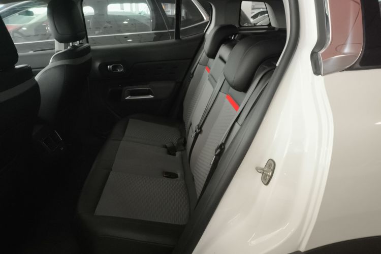 雪铁龙 天逸 C5 AIRCROSS 2019款 350THP 乐享型 国V中控内饰7004