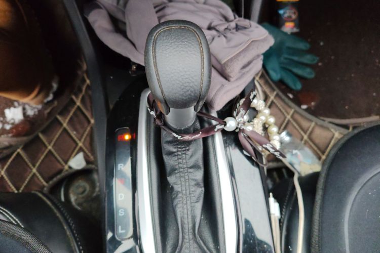 本田 享域 2019款 180TURBO CVT乐享版 国VI中控内饰18