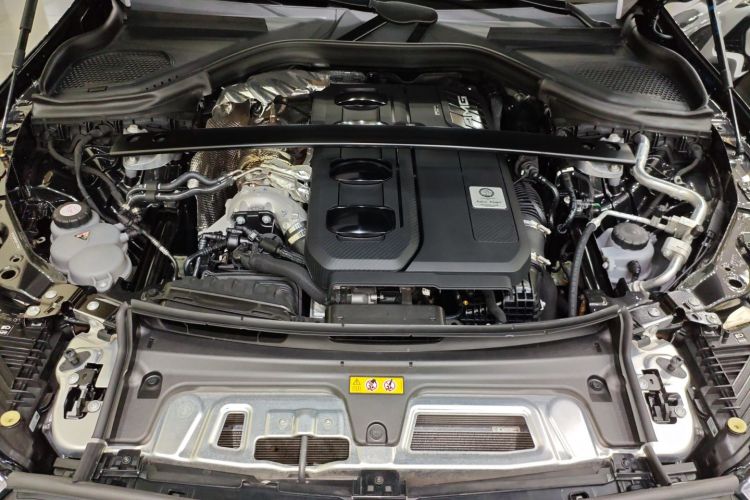 奔驰GLC轿跑 AMG 2024款 AMG GLC 43 4MATIC 轿跑SUV机舱底盘24