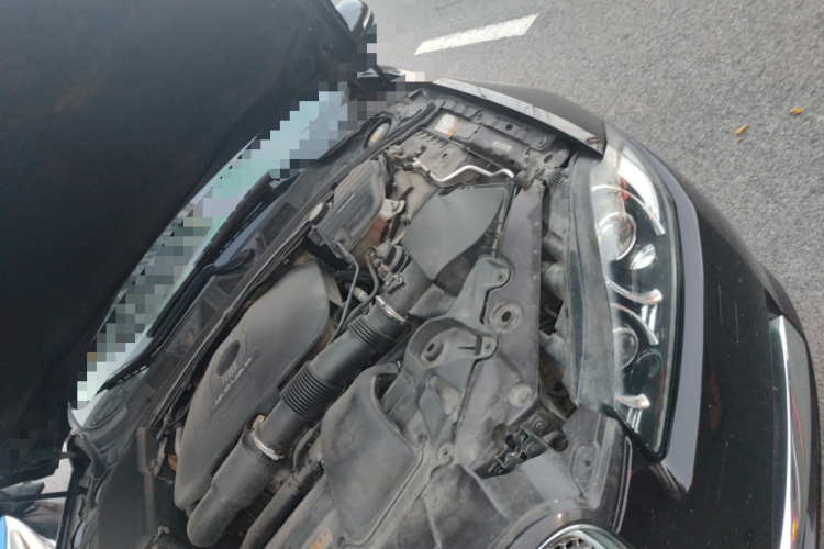 捷豹XF 2015款 XF 2.0T 豪华版局部细节9007