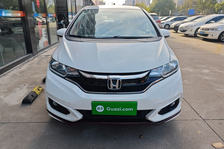 本田 飞度 2018款 1.5L CVT潮跑版车身外观2