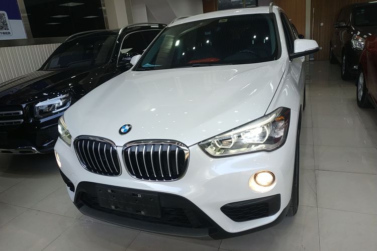 宝马X1 2018款 sDrive20Li 领先型车身外观2