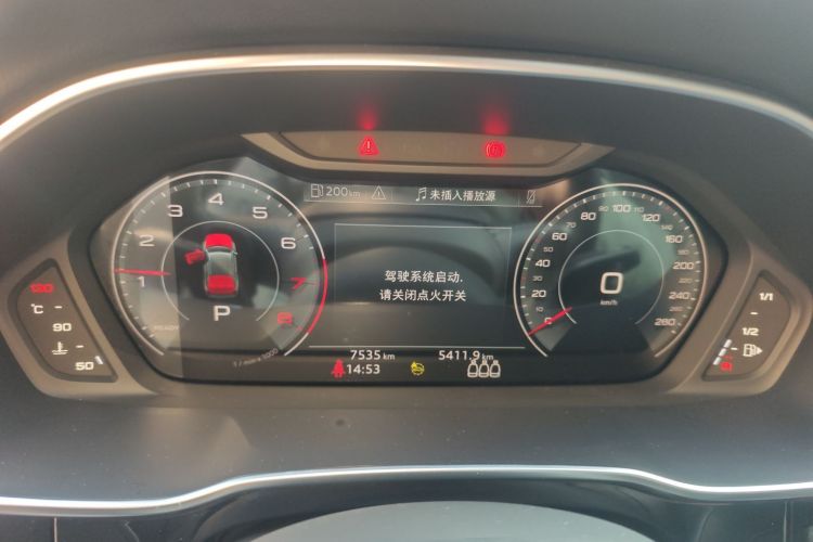 奥迪Q3 2022款 35 TFSI 时尚动感型中控内饰14