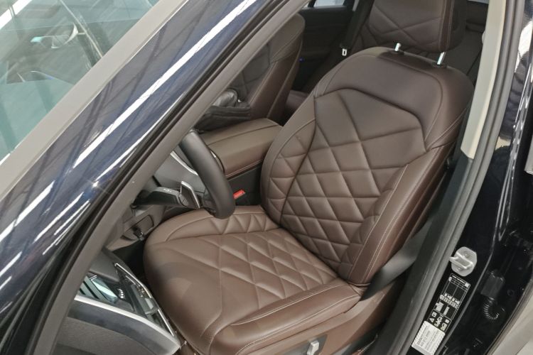 宝马X5 2022款 改款 xDrive 30Li 尊享型M运动套装局部细节19