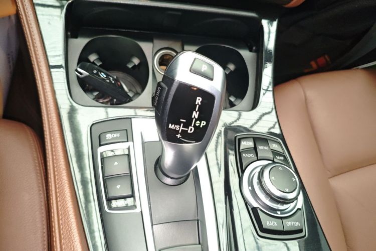 宝马5系(进口) 2015款 520i 典雅型局部细节18