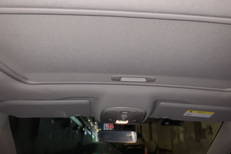 标致408 2014款 1.8L 自动豪华版局部细节22