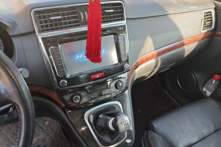 哈弗H6 2015款 运动版 1.5T 手动四驱精英型中控内饰16