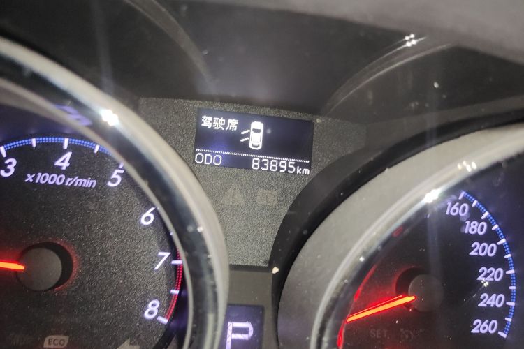 丰田 锐志 2013款 2.5V 尚锐版中控内饰15