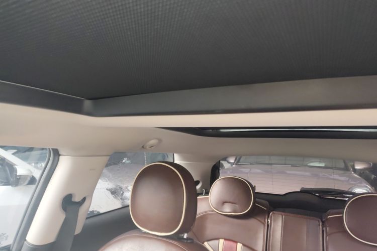 MINI 2016款 1.2T ONE 先锋派局部细节22