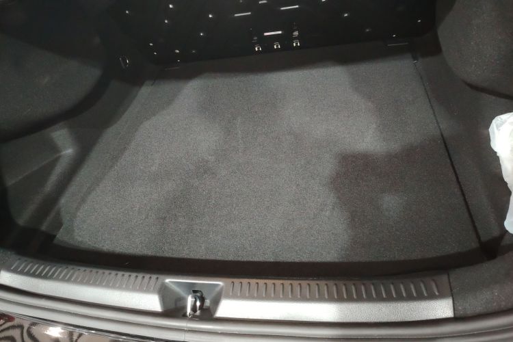 奔驰A级AMG 2024款 改款 AMG A 35 L 4MATIC局部细节23