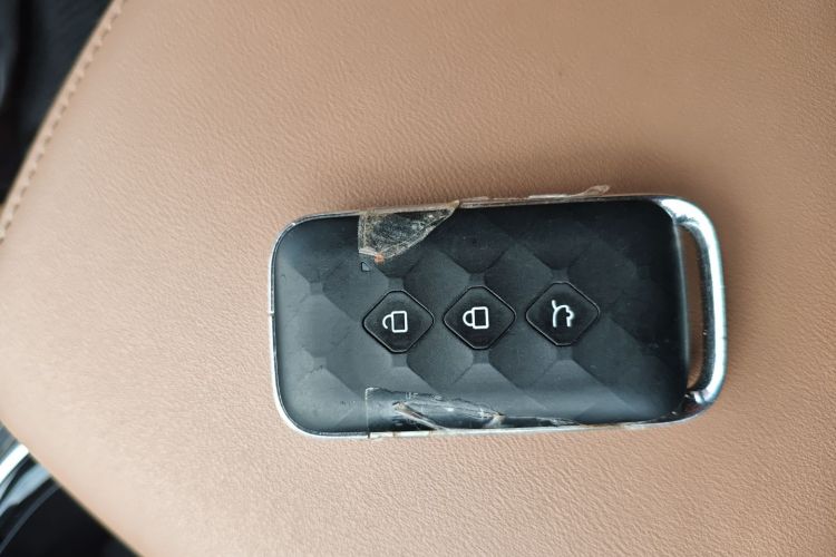 五菱汽车 五菱佳辰 2022款 1.5T CVT尊享旗舰型中控内饰7001