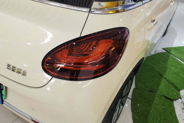 五菱汽车 五菱缤果 2025款 333km 灵犀互联款车身外观9