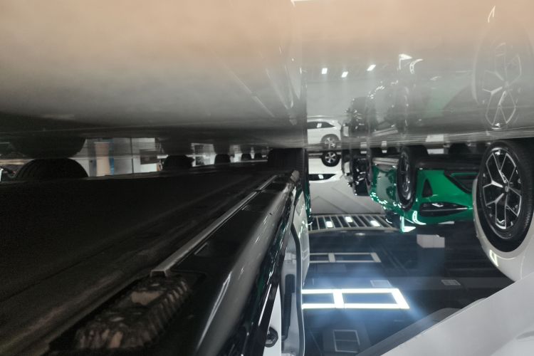 小米汽车 小米SU7 2024款 后驱长续航智驾版局部细节9001