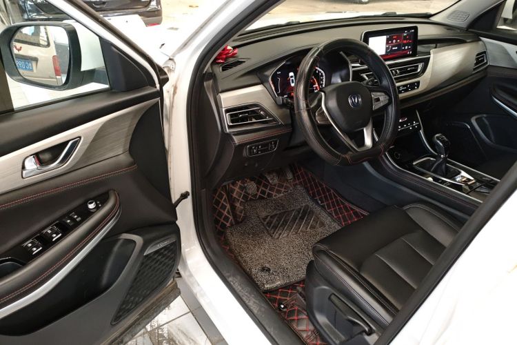 长安CS75 2020款 280T 手动智惠型 国VI中控内饰20