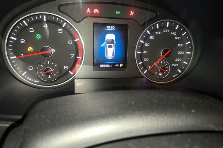 哈弗H6 2018款 运动版 1.5T 自动两驱精英型 国V中控内饰15