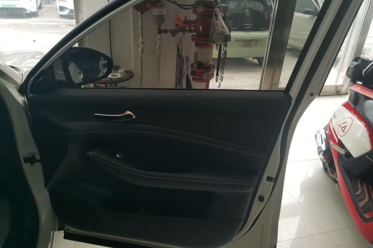 宝骏云海 2024款 600km 纯电版中控内饰7005