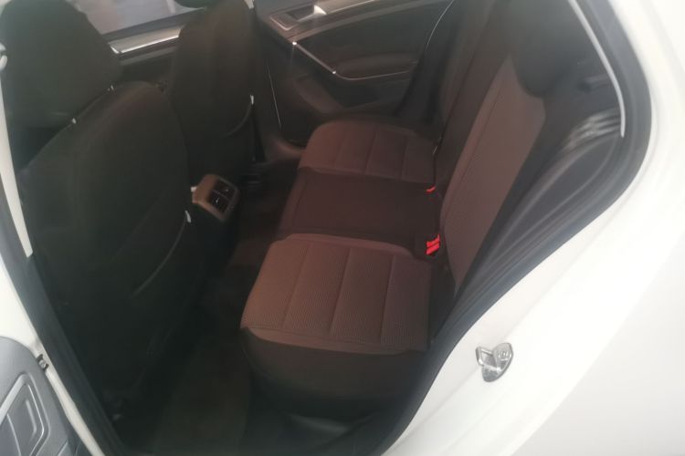 大众 高尔夫 2015款 1.6L 自动舒适型中控内饰21