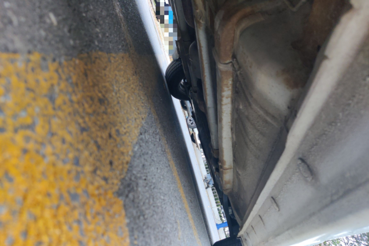 现代 瑞纳 2014款 1.4L 自动智能型GLS局部细节9002