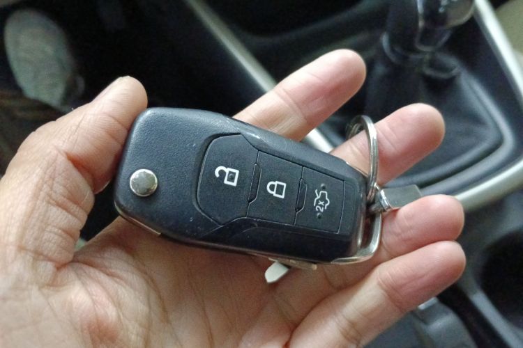 福特 福睿斯 2015款 1.5L 手动舒适型中控内饰11