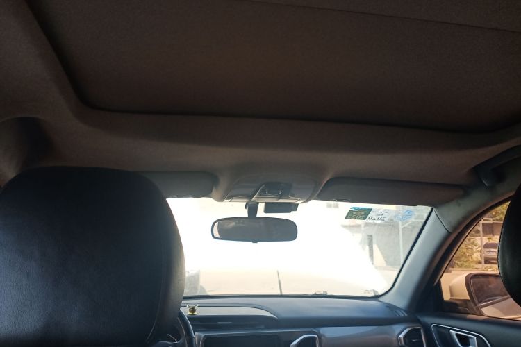 奇瑞 瑞虎5x 2017款 1.5T 手动精英型中控内饰22