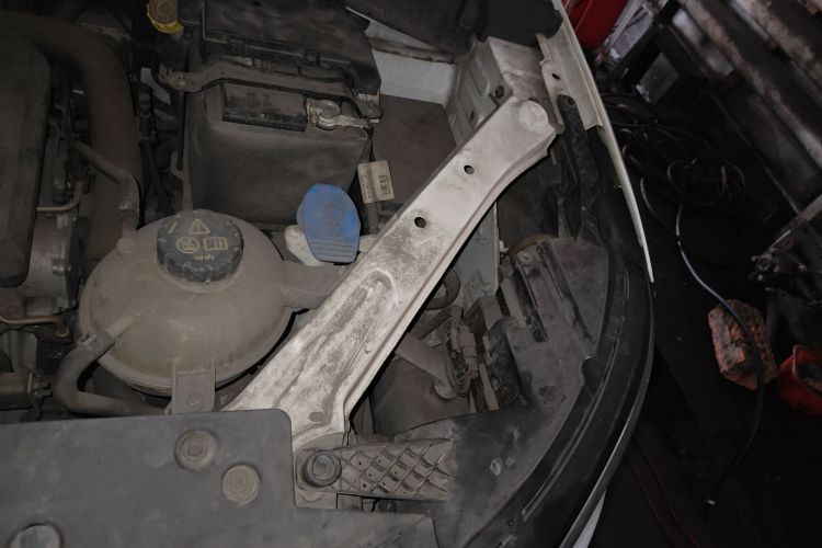 荣威RX5 2018款 20T 两驱自动互联网智臻版局部细节9007